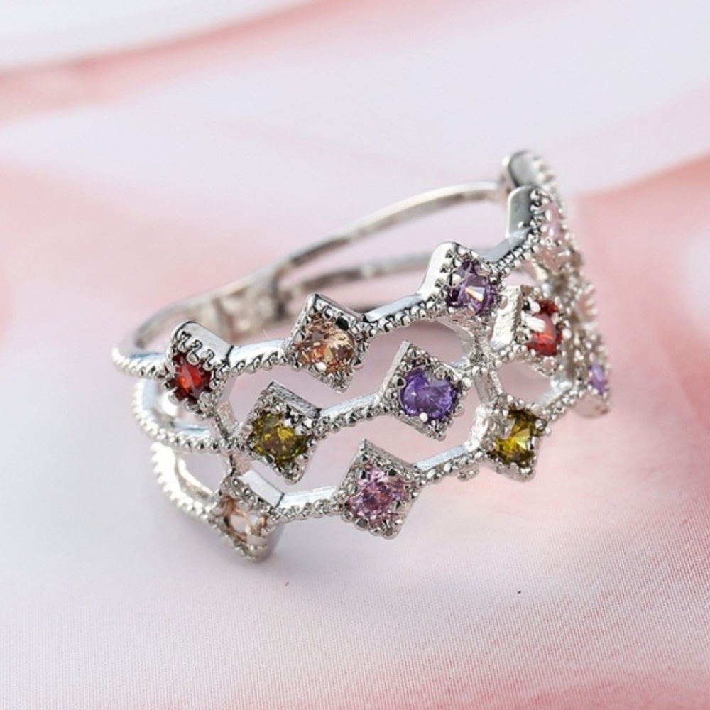 Sterling silver size 9 ring - Picture 1 of 3